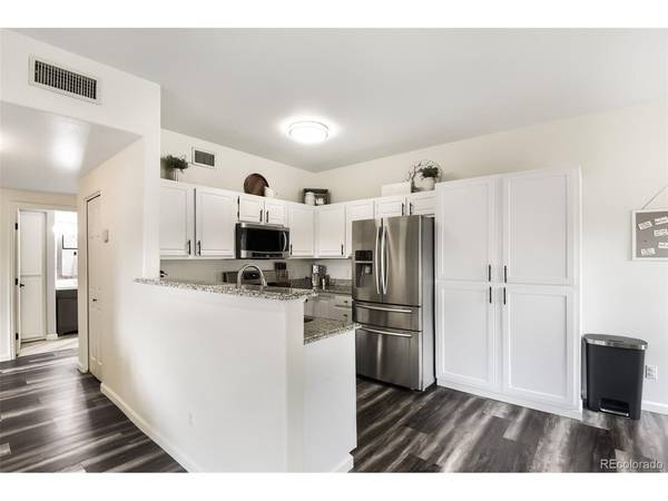 3727 Cactus Creek #104, Highlands Ranch, CO 80126