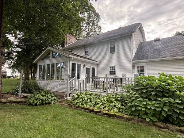 9488 Parkview DR, Plymouth, IN 46563