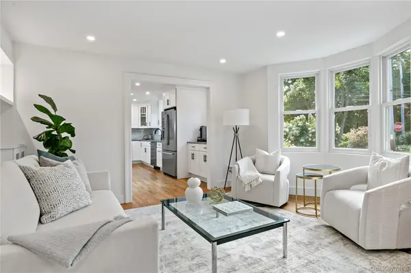 1 Stoneleigh Close, Scarsdale, NY 10583