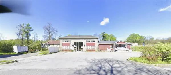 7-9 Cummings LN, Highland, NY 12528