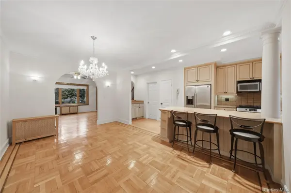64-62 82nd PL, Middle Village, NY 11379