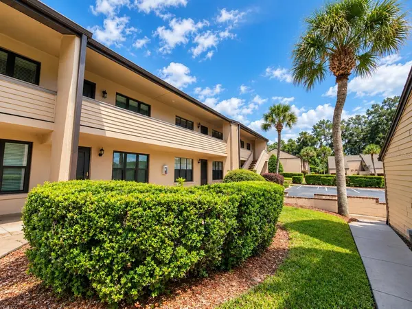 2432 NE 7TH ST #6, Ocala, FL 34470