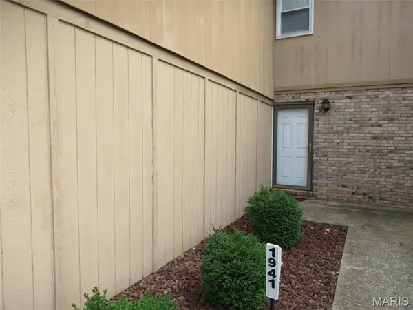 1941 Ramada BLVD, Collinsville, IL 62234