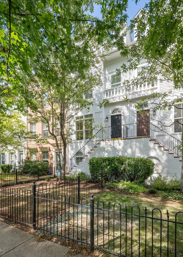 715 G ST SW, Washington, DC 20024
