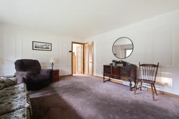 1250 Dogwood DR, Chesterton, IN 46304