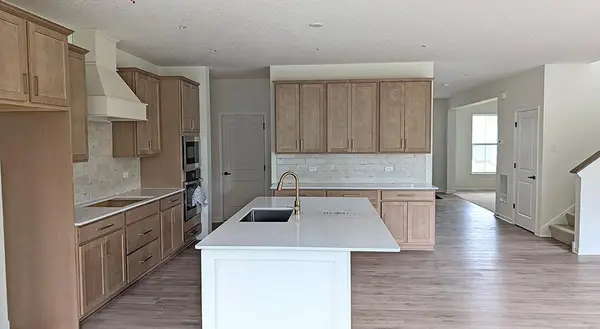 10557 Minnesota LN N, Maple Grove, MN 55369
