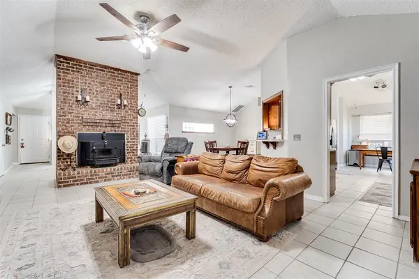 8341 NW 113th TER, Oklahoma City, OK 73162