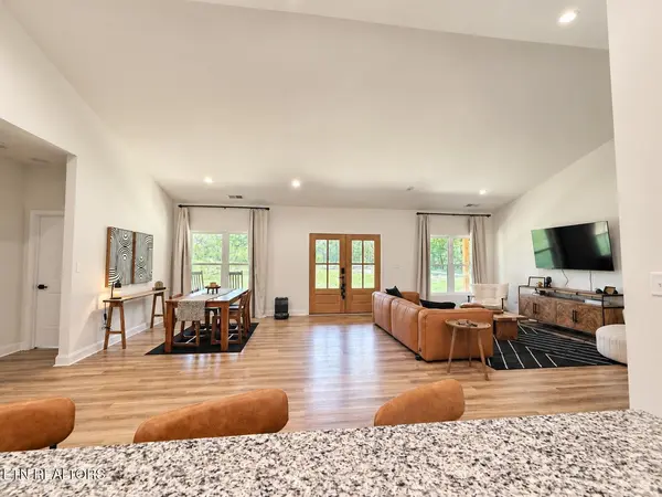 7317 Draeger Rd, Knoxville, TN 37920