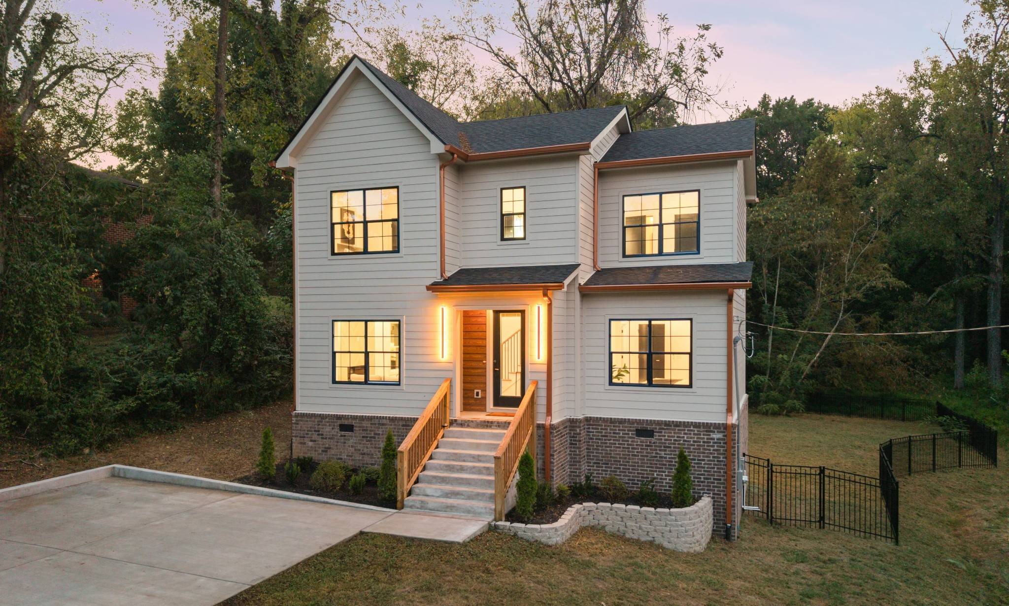 2809 Cooper Ln, Nashville, TN 37216