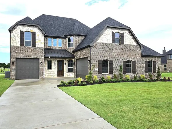 385 Willie's Court, Whitesboro, TX 76273