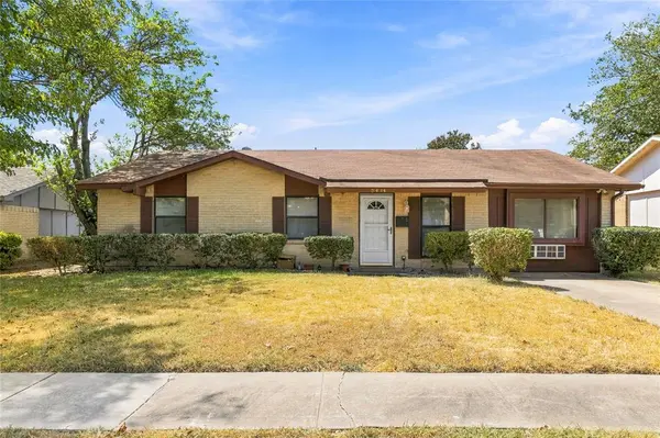 5434 Laredo Lane, Garland, TX 75043
