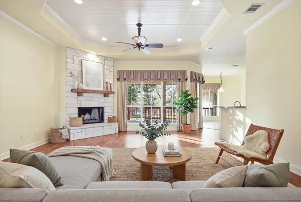 203 Wagon Way, Bastrop, TX 78602