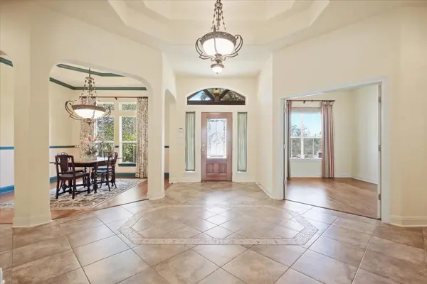 203 Wagon Way, Bastrop, TX 78602