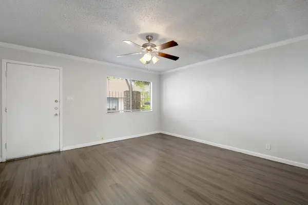 5905 Hidden Valley TRL, Austin, TX 78744