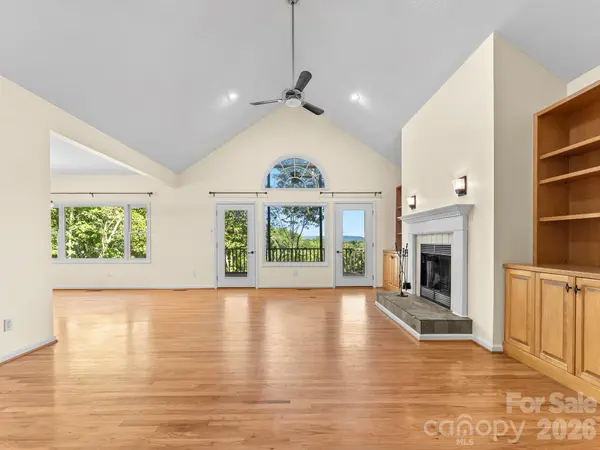 1001 Stone DR, Brevard, NC 28712