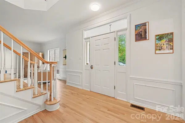 3524 Crescent Knoll DR, Matthews, NC 28105