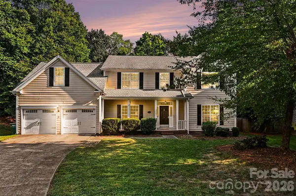 3524 Crescent Knoll DR, Matthews, NC 28105