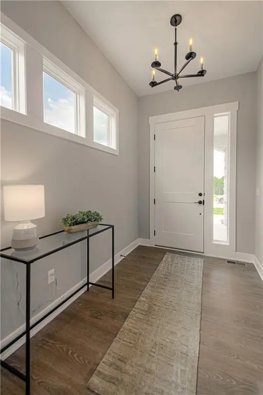1148 SW Whitby DR, Lee's Summit, MO 64083