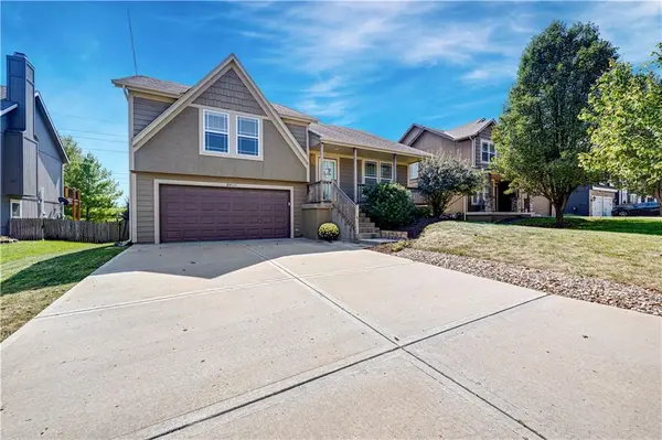 23545 W 126TH TER, Olathe, KS 66061