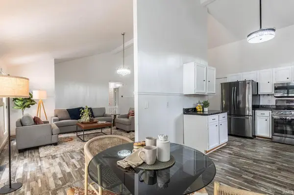 1250 N Arbutus TRL, Warsaw, IN 46580