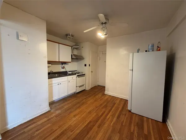 42-45 Kissena Boulevard #6M, Flushing, NY 11355