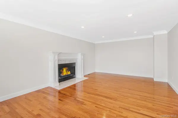 18 Via Trenta CT, Yonkers, NY 10710