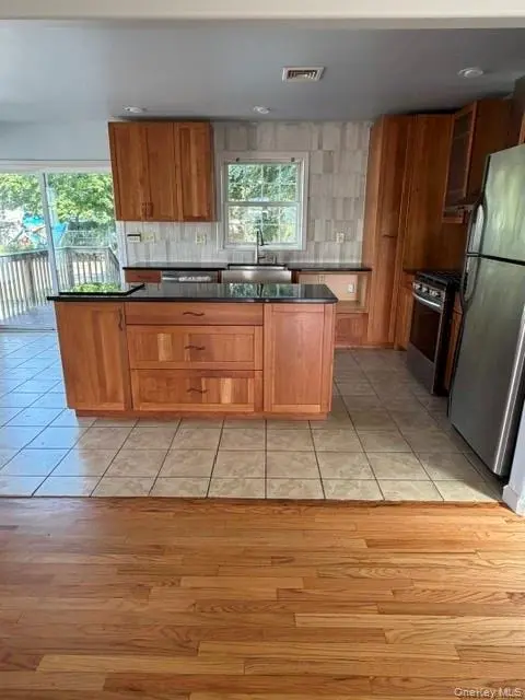 366 Washington ST, Newburgh, NY 12550