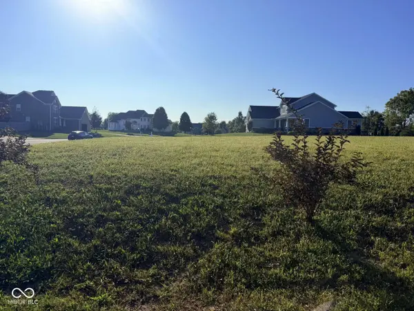 1218 N Buck Creek RD, Greenfield, IN 46140
