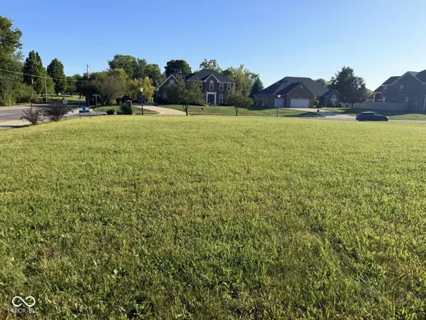 1218 N Buck Creek RD, Greenfield, IN 46140