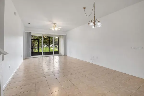 4971 TOWN TER SW, Kissimmee, FL 34758