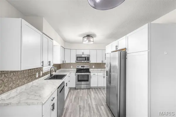1045 Hannah ST, Jackson, MO 63755