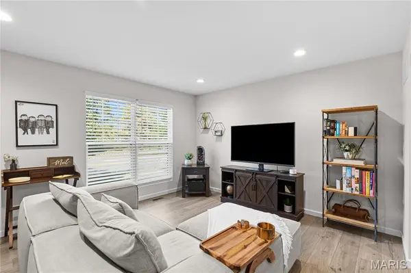 617 Maple Forest, Kirkwood, MO 63122