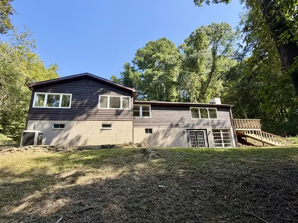 378 Contentment RD, Makanda, IL 62958