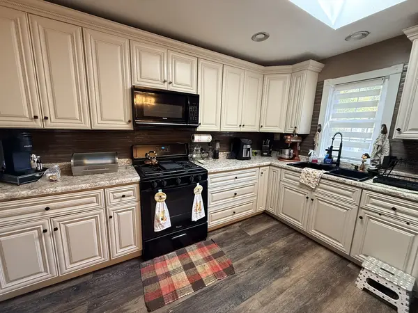 525 Laurel AVE, Romeoville, IL 60446