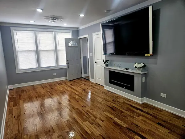4521 S Mozart ST #1, Chicago, IL 60632