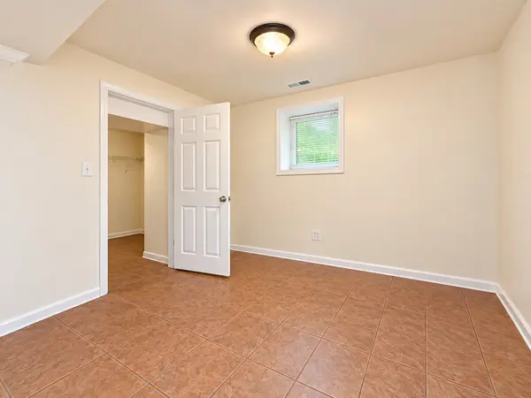 1229 N Austin BLVD #1, Chicago, IL 60651