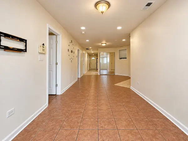 1229 N Austin BLVD #1, Chicago, IL 60651