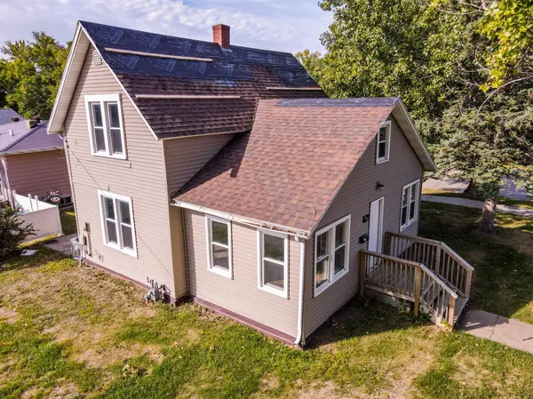 755 4th ST SW, Valley City, ND 58072