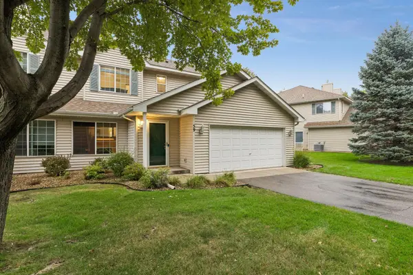 59 Landau Alcove, Woodbury, MN 55125