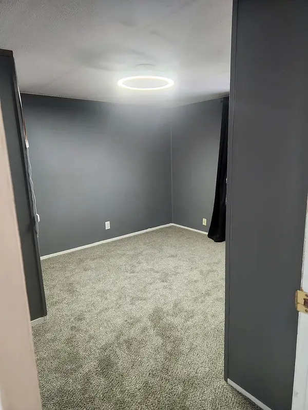 1142 101st AVE NW, Coon Rapids, MN 55433