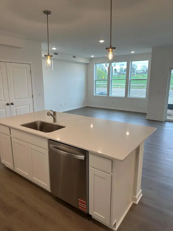 6262 Ivywood AVE S, Cottage Grove, MN 55016
