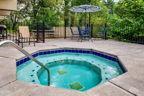 3919 S River Road #604, Pigeon Forge, TN 37863