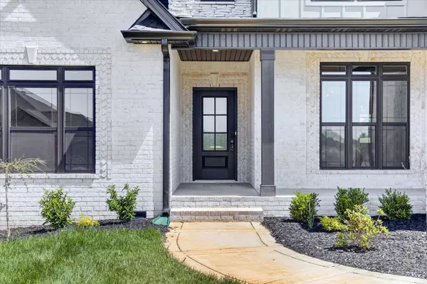 4992 Royal View Way, Clarksville, TN 37040