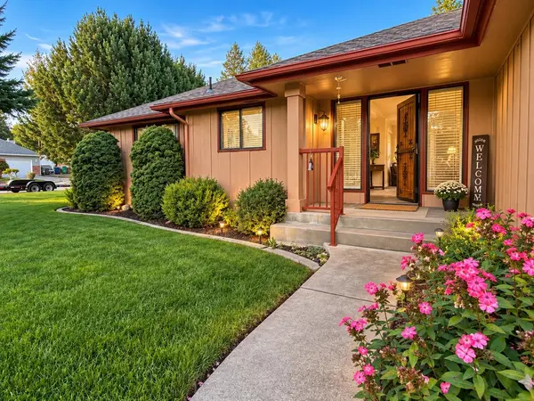 9620 N Farmdale St, Spokane, WA 99208