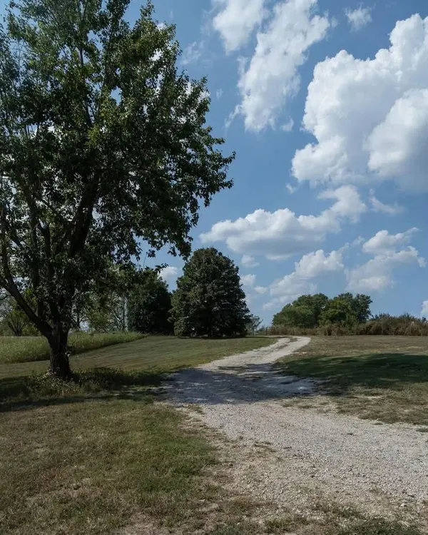 18355 State Highway 32, Stockton, MO 65785
