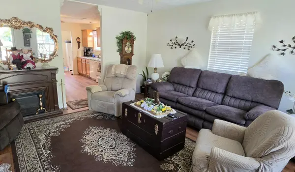 1018 W 2nd ST, West Plains, MO 65775
