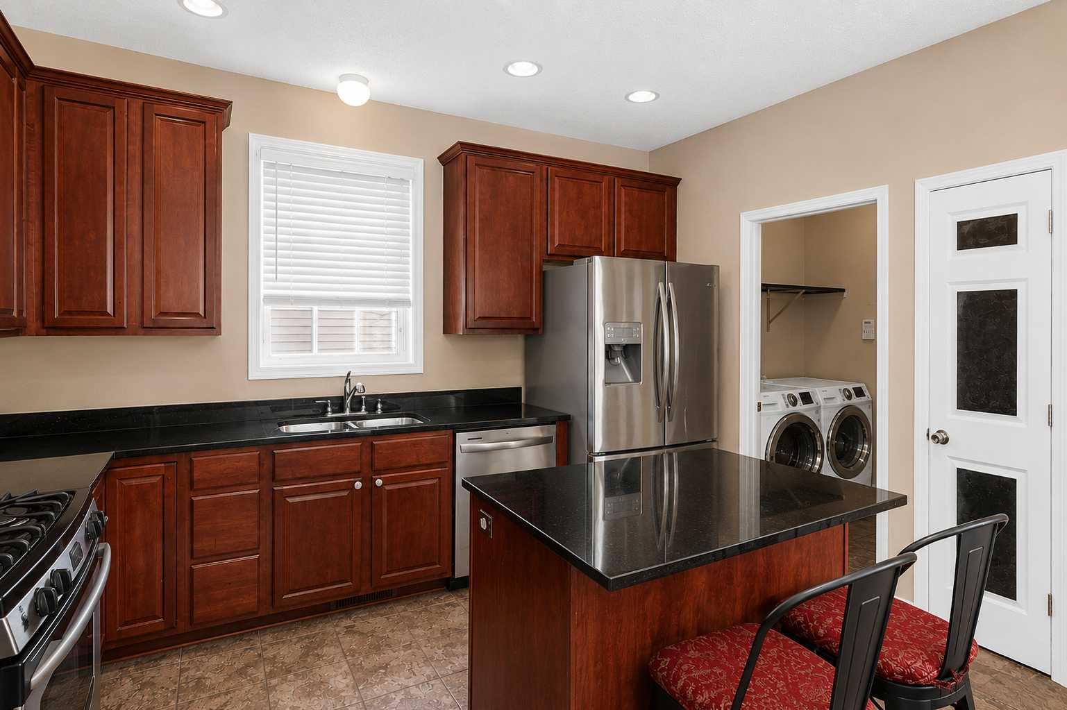 15587 Crab Apple LN, Eden Prairie, MN 55347