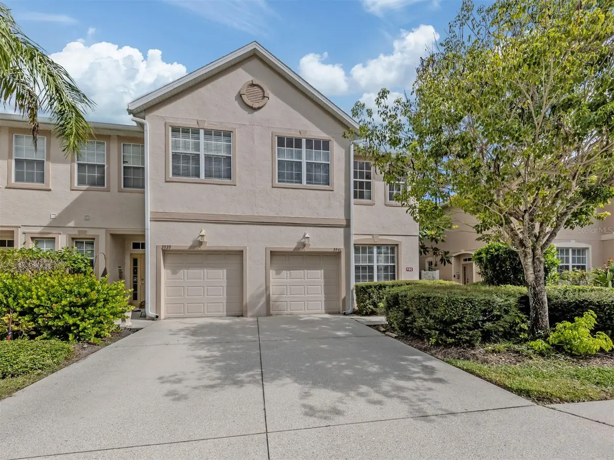 3941 YELLOWSTONE CIR, Sarasota, FL 34233
