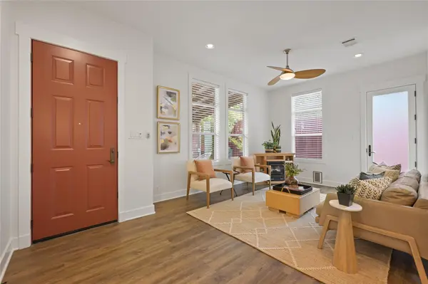 1612 S 3rd ST #B, Austin, TX 78704