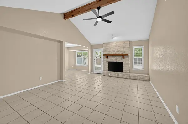914 Garden Meadow DR, Georgetown, TX 78628